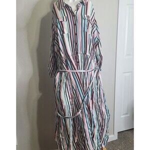 torrid white floral maxi dress Torrid off the shoulder white floral maxi dress Size 18-20